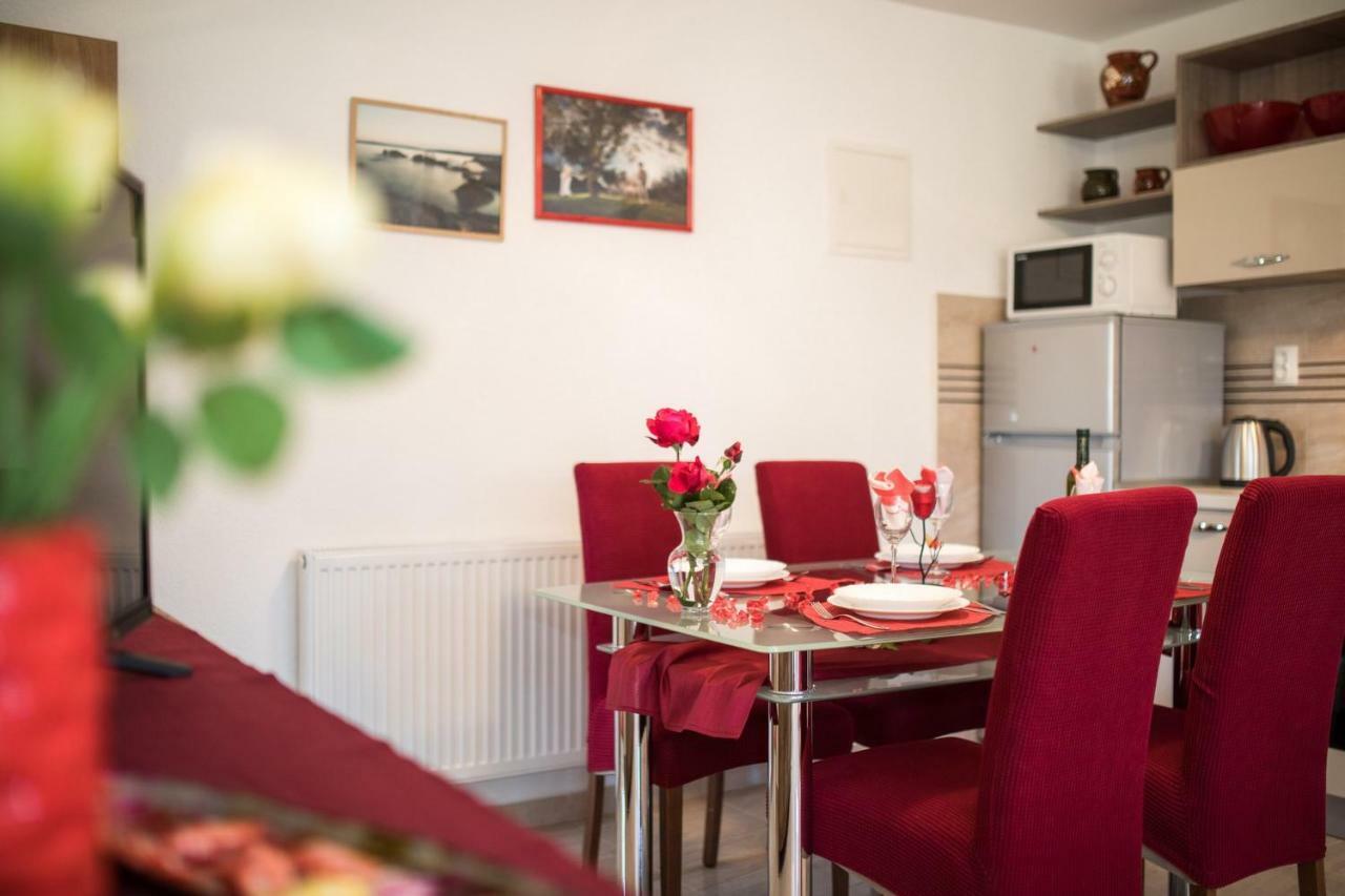 Apartment Doris, Nenadici Nenadici  Kültér fotó